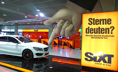 Sterne deuten? - Sixt-Flughafenwerbung